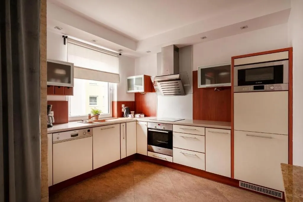 Homini Apartament Parking By Impero Poznan